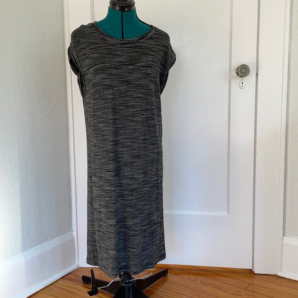 Cloth & Stone Gray T-shirt Dress | Size Medium
